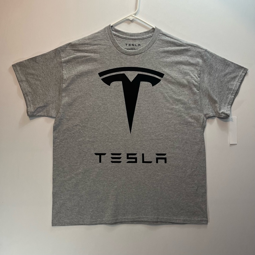 Tesla Logo Gray Tee, Adult T-Shirt, CyberTruck Badge, (BRAND NEW CONDITION)